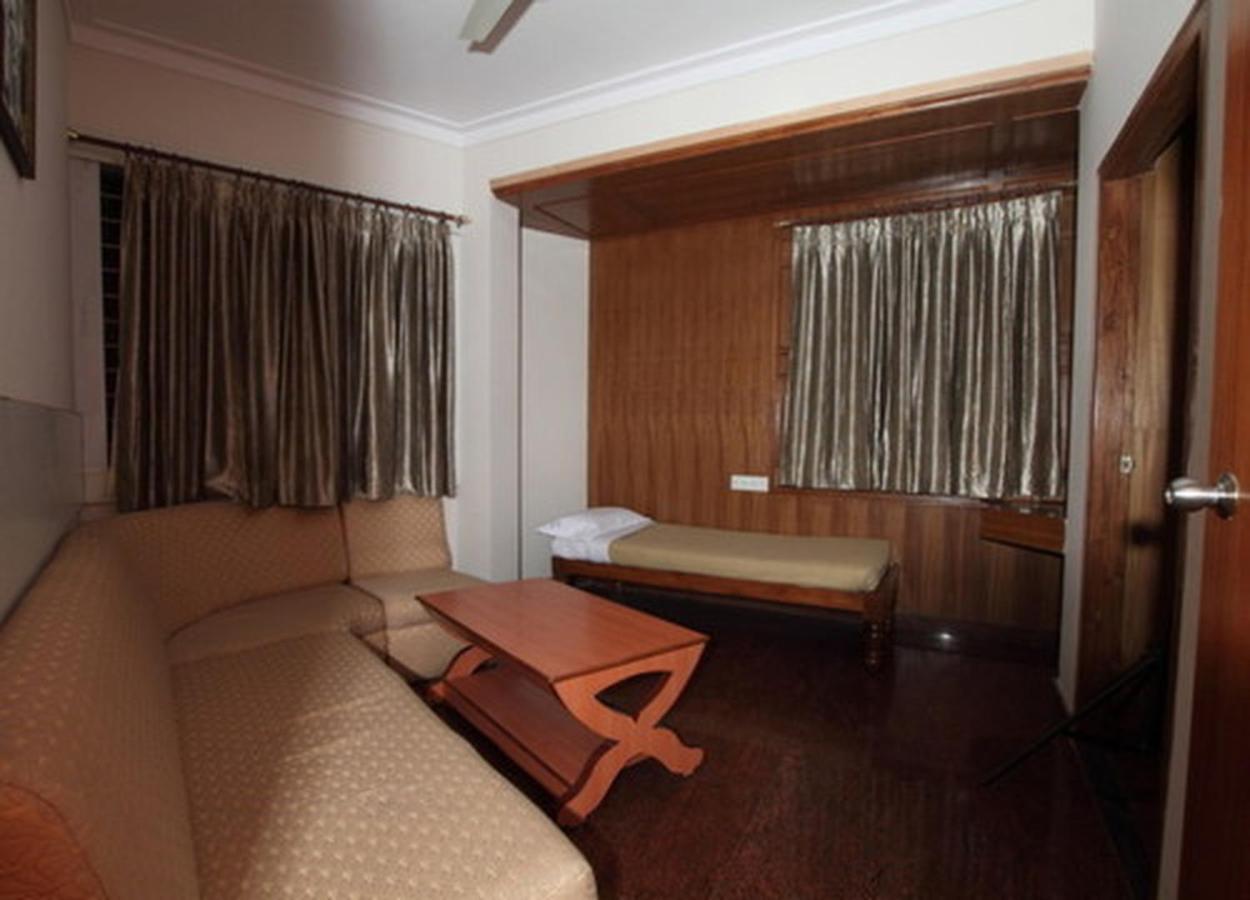 The Mahendra Hotels Mysore Eksteriør billede